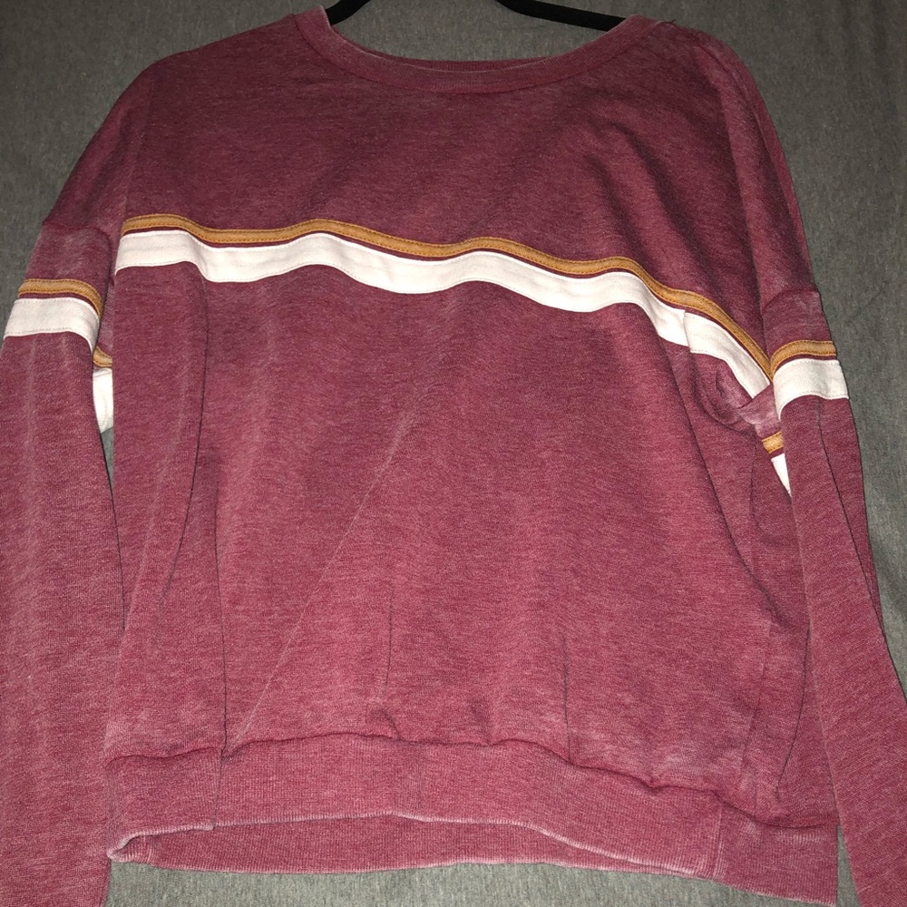 Thin material stripped sweatshirt